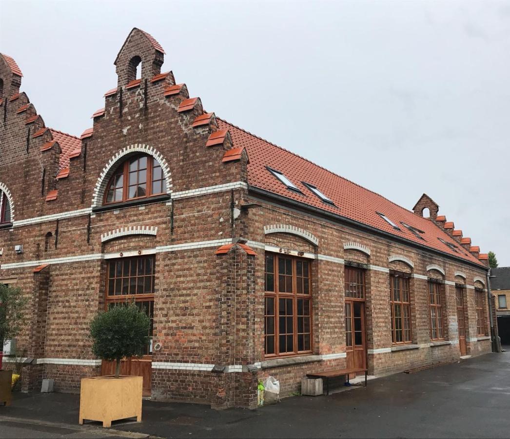 B 2* Bruges